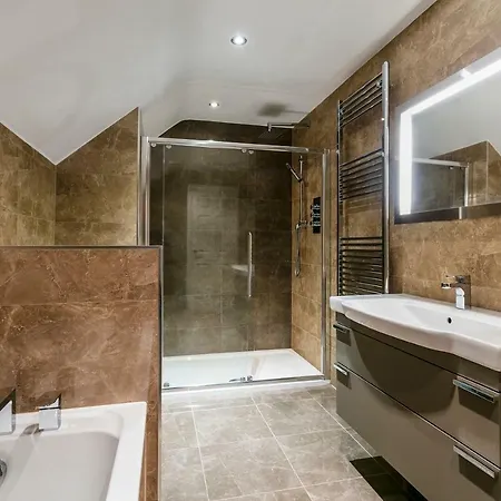 Apartament The Townhouses @ Carus Green