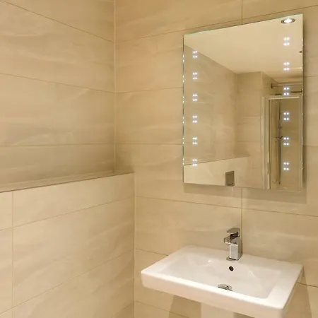 The Townhouses @ Carus Green