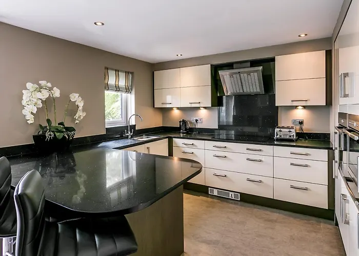 The Townhouses @ Carus Green *