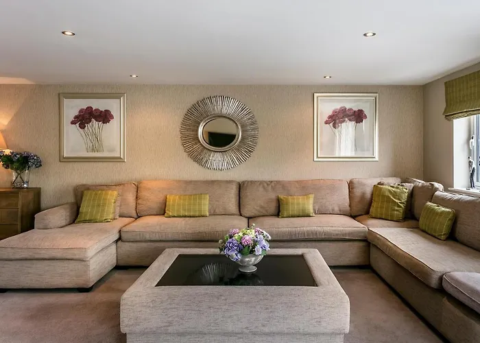 The Townhouses @ Carus Green Apartment Kendal