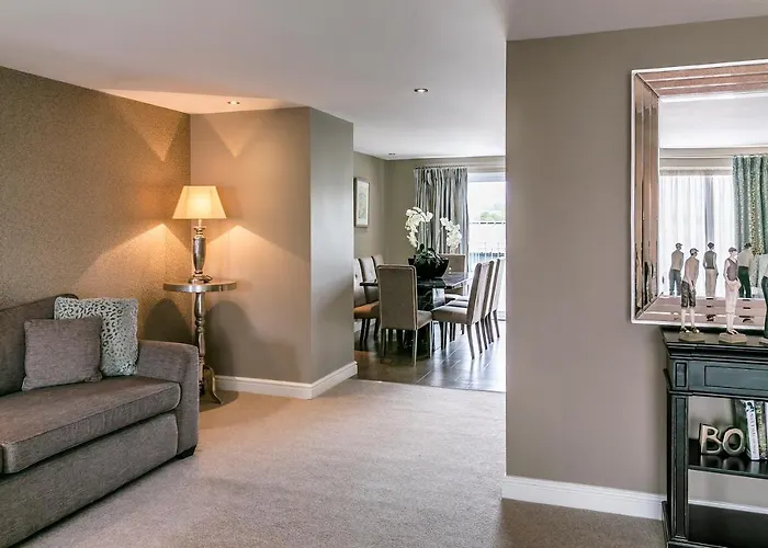 The Townhouses @ Carus Green Apartment *