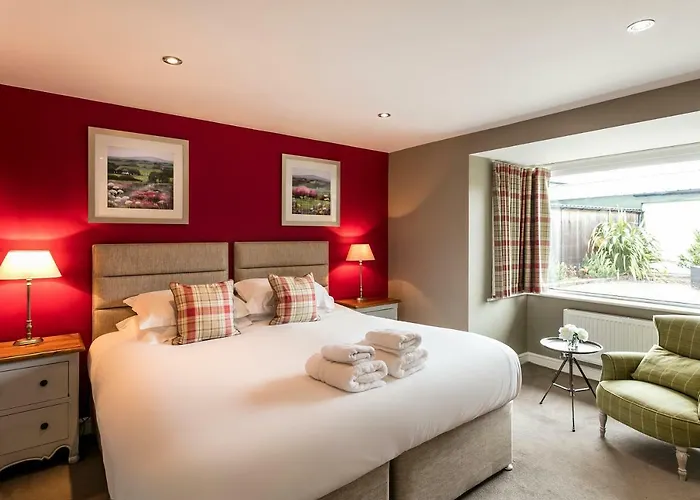 The Townhouses @ Carus Green Apartment *