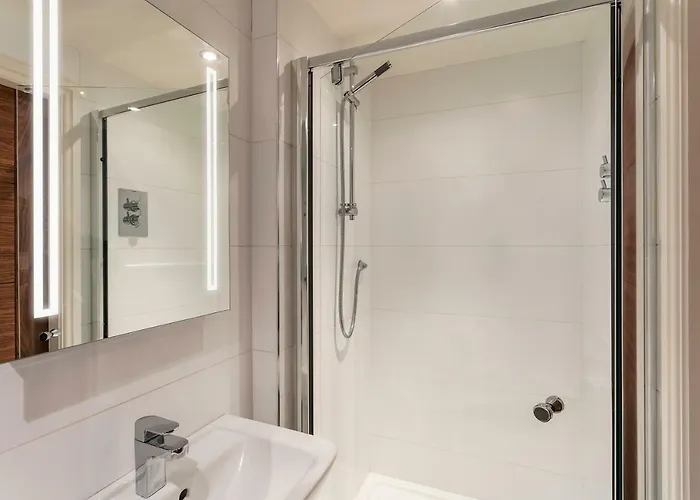 The Townhouses @ Carus Green Apartment