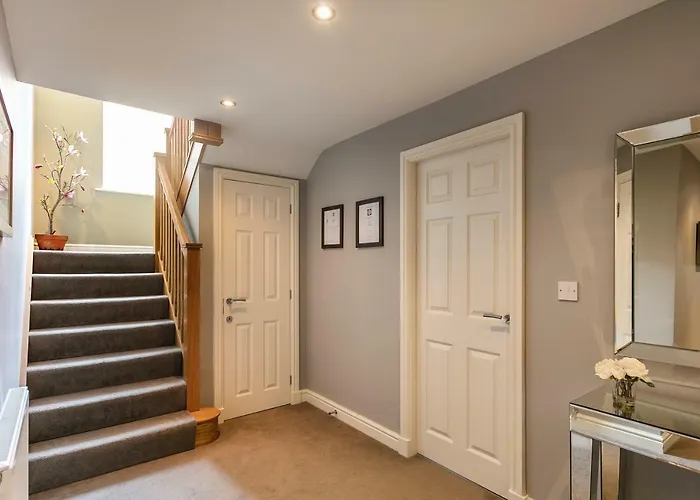 The Townhouses @ Carus Green Apartment *