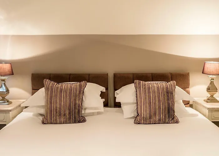 The @ Carus * Κένταλ